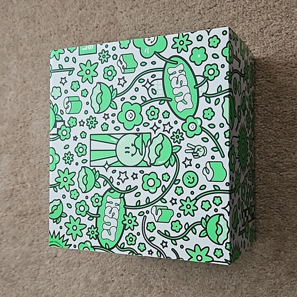 NEW Lush Cosmetics Nov 2023 Kitchen Box Intergalactic Comforter Karma Mrs Whippy - Picture 1 of 7